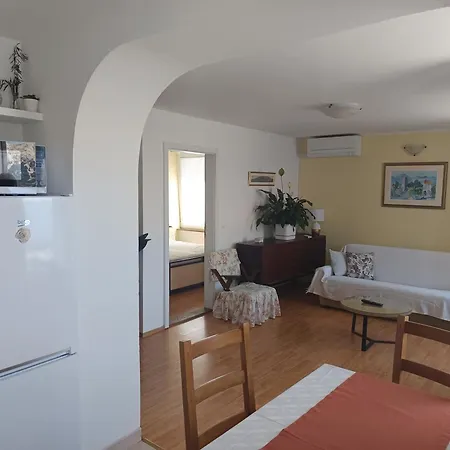 & Elizabet Apartment
