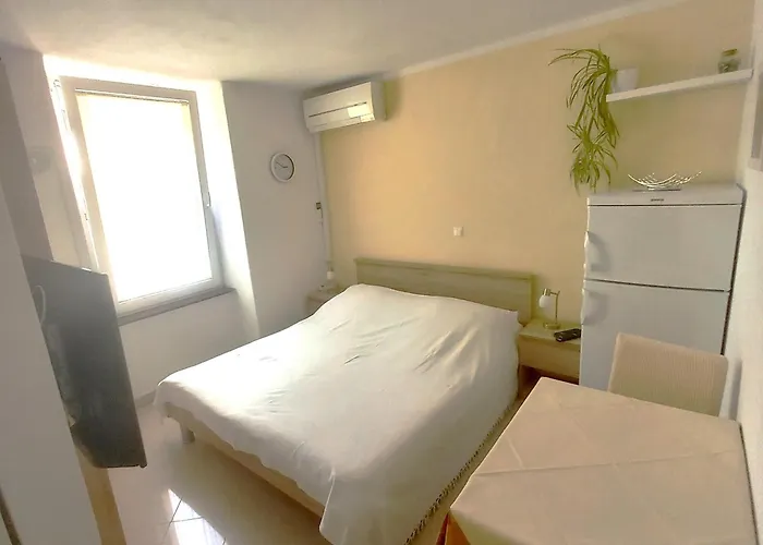 Apartament & Elizabet